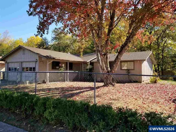 2752 Newton St, Philomath, OR 97370