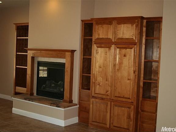 4th image of 12440 Oak Leaf Ct