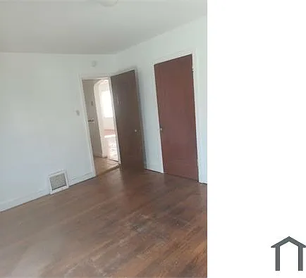 133 Chambers Rd — Photo 6