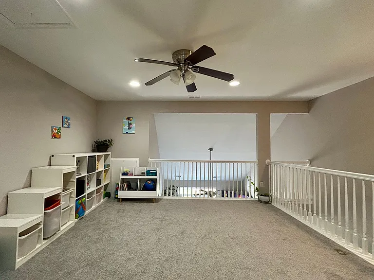 2113 Livingston St — Photo 17