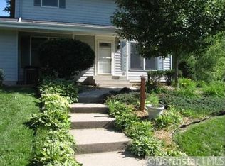 988 Cottage Pl, Shoreview, MN 55126