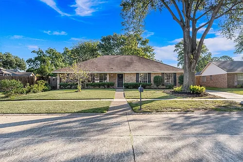 7617 Tampa Way Photo 1