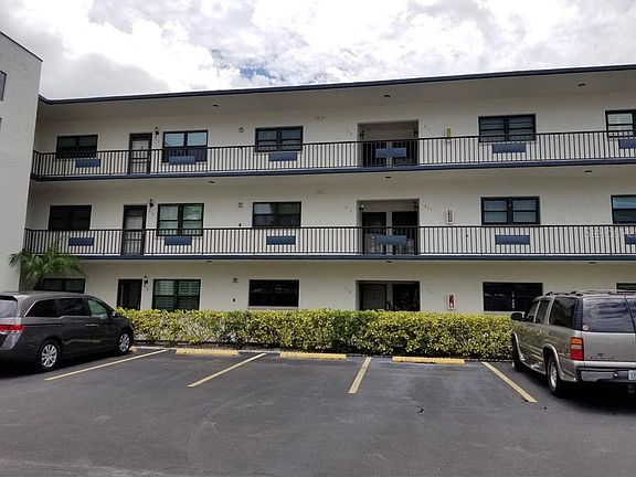 2nd image of 5990 Terrace Park Dr N Unit 212