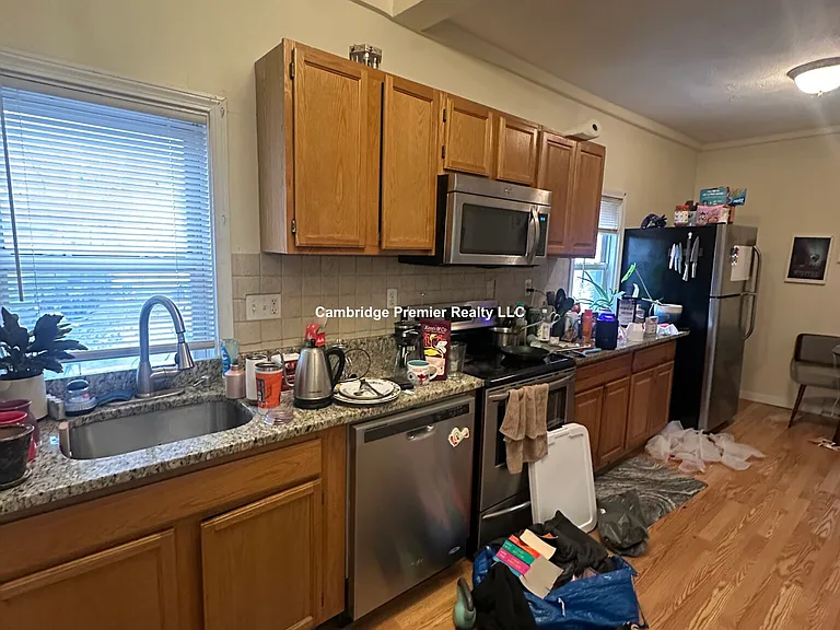 1105 Cambridge St #2 — Photo 26