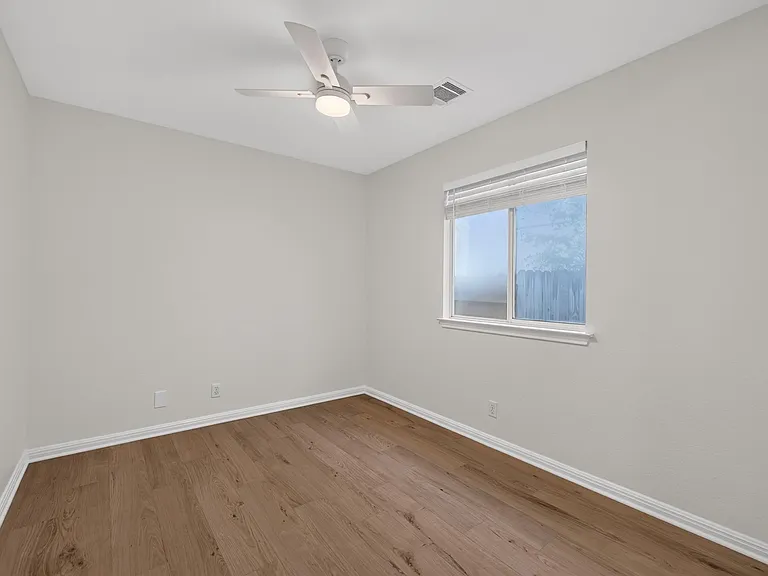 16517 Trevin Cv — Photo 22