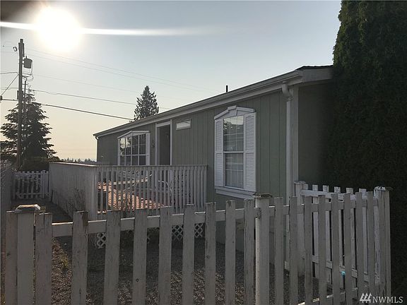 5th image of 1511 83rd Ave SE