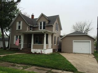 415 Franklin St, Kewanee, IL 61443