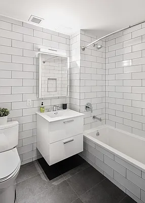 Rented by MNS | media 17