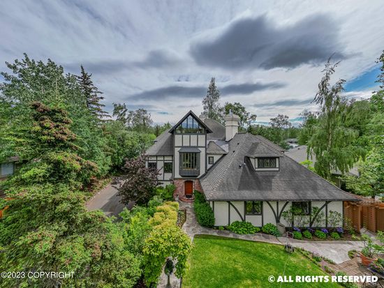 2111 Atwood Dr, Anchorage, AK 99517