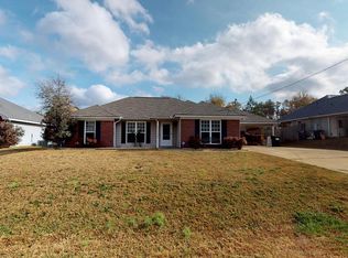 695 Mill Pond Dr, Phenix City, AL 36870