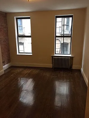 Rented by Urban Real Estate Property Group Inc | media 16