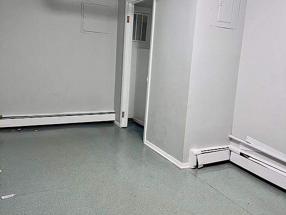5th image of 82 Cowles Ave #Basement