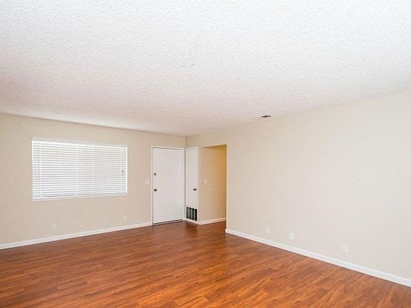 5th image of 683 Chemeketa Dr