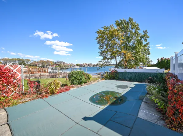 2687 East 66th Street image 4 of 15