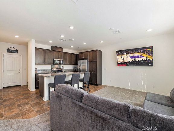 3rd image of 7568 Spitfire St