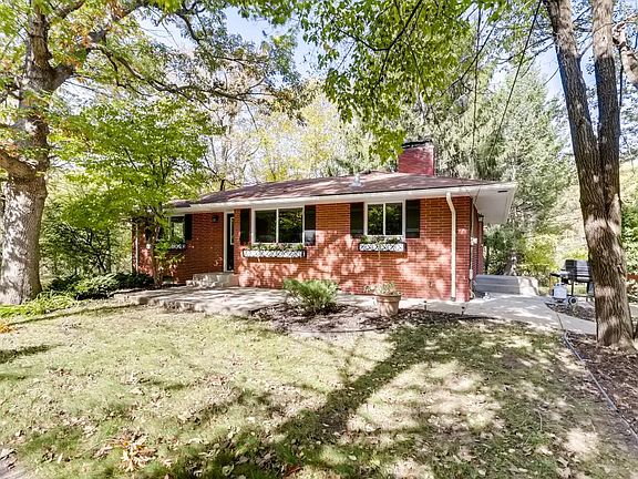 2nd image of 2075 Londin Ln