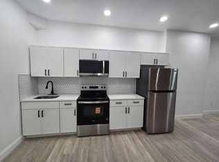 1521 Pine St APT 1R, Philadelphia, PA 19102