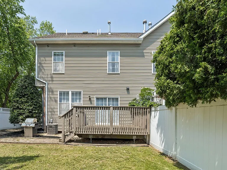3521 Reserve Dr — Photo 33