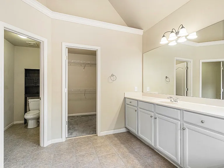 1638 Great Shoals Cir SW — Photo 17