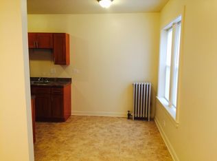 349 E 81st St #3, Chicago, IL 60619