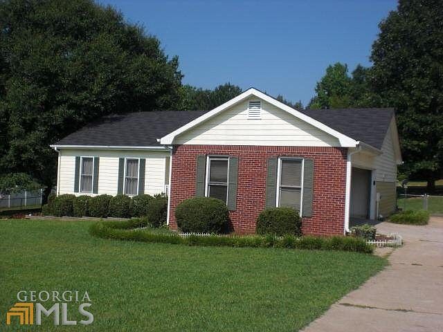 1st image of 115 Park Place Dr
