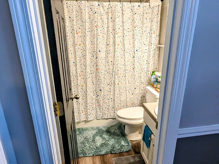 241 S Irwin St #29 — Photo 8