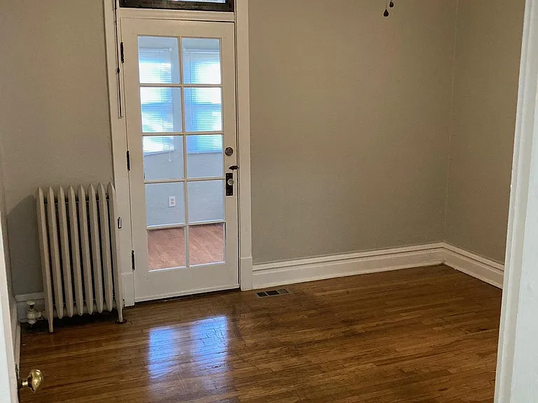 6528 Clayton Ave #1W — Photo 10