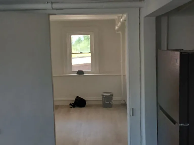 15 Roberts St #BASEMENT — Photo 8