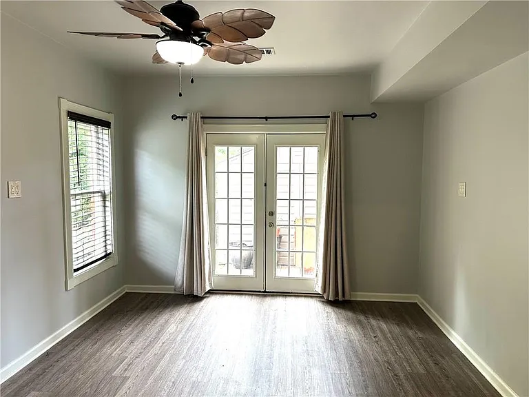 2852 Summer Branch Ln — Photo 52