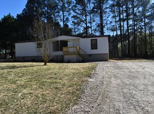 70 Waynes Ln, Middlesex, NC 27557