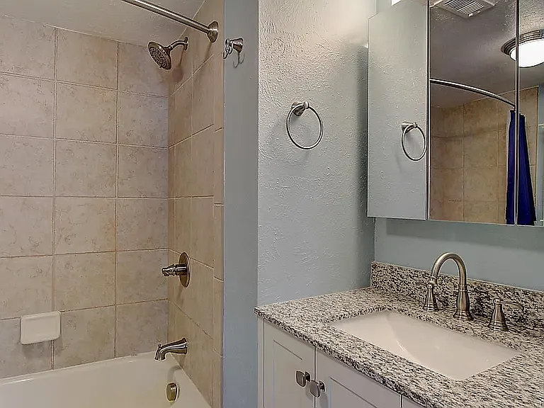704 N Pearl St #209F — Photo 14
