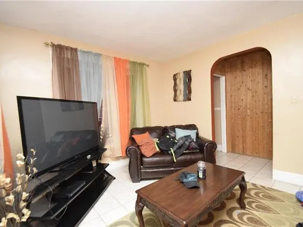 218 E Walnut St, Allentown, PA 18109