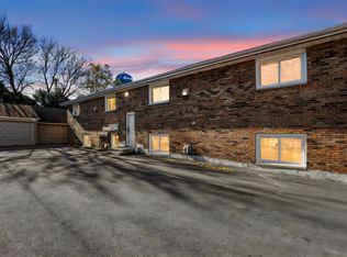 535 Pasadena Ave APT 3, Crest Hill, IL 60403