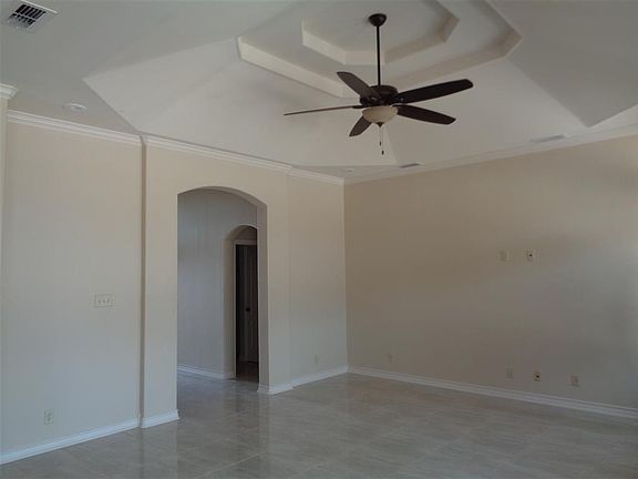 5th image of 504 Otreo Dr
