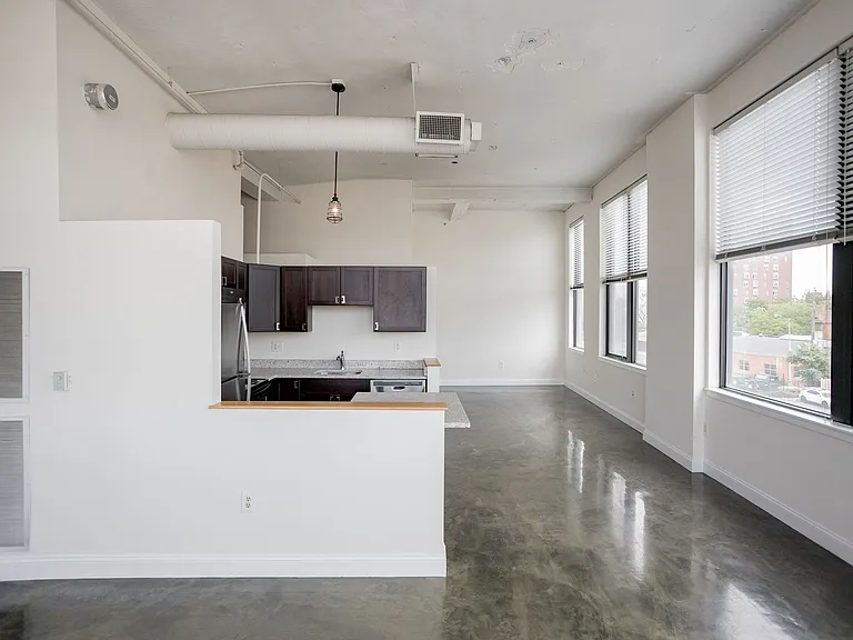 Garfield Lofts — Photo 19