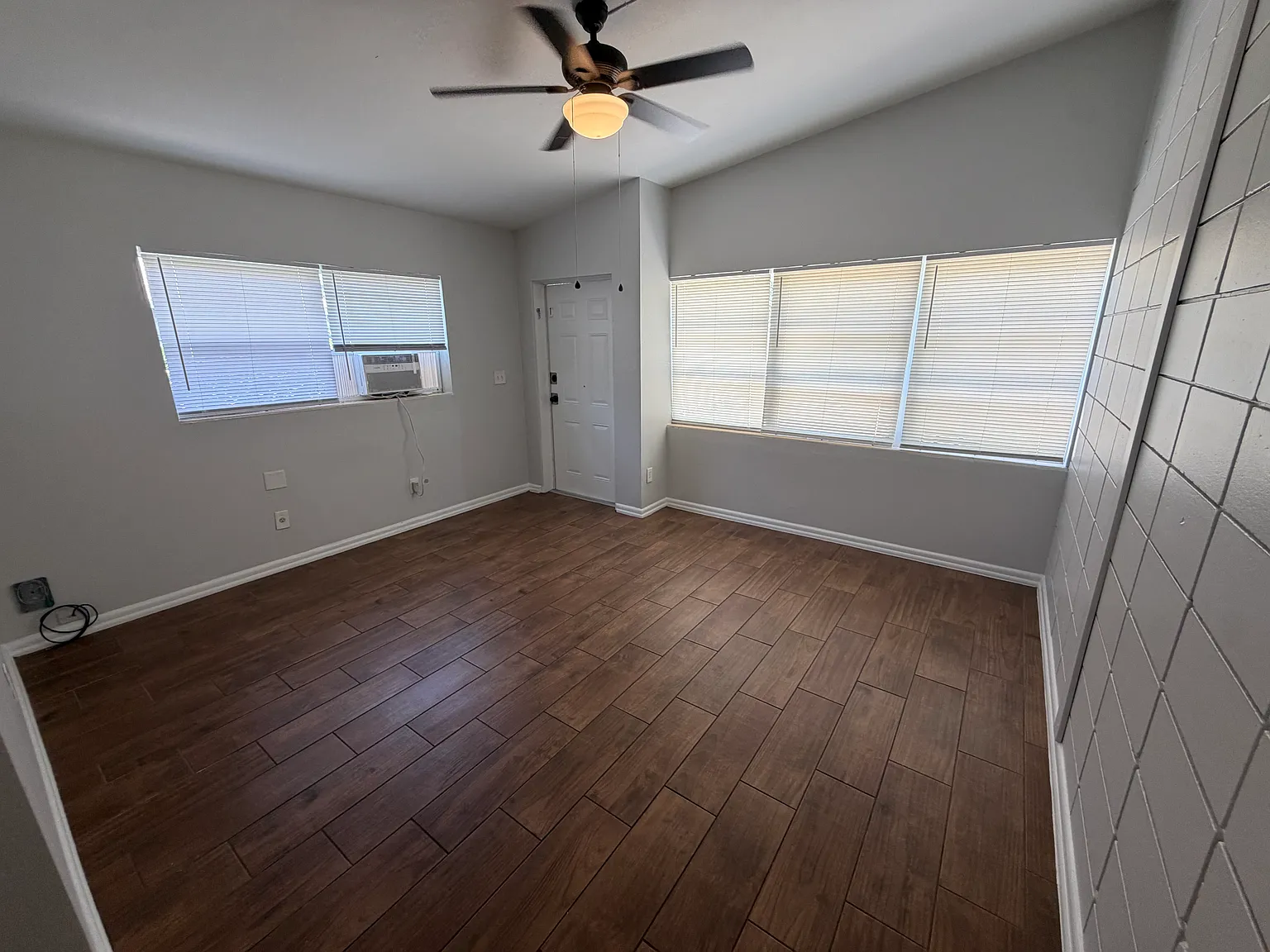 2 bed, 810 sqft, $1,750 — Photo 4