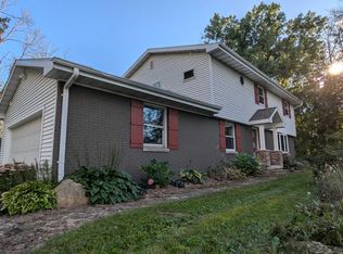 3642 Willow Rd, Green Bay, WI 54311