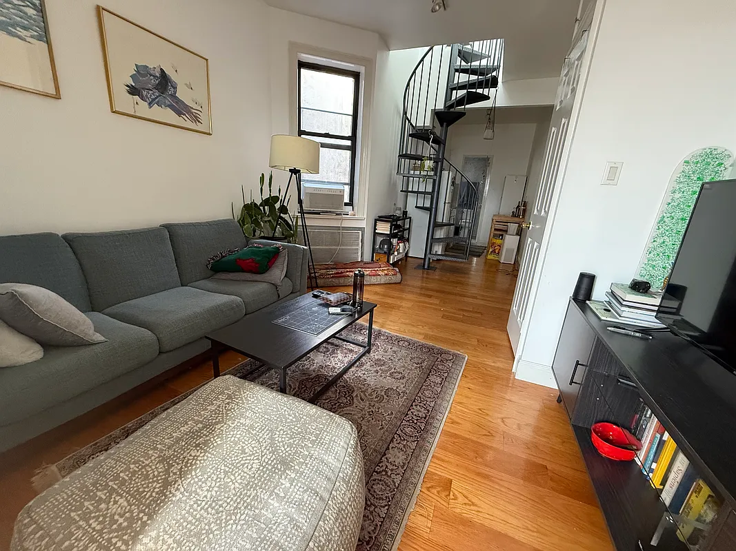 172 Mulberry Street 22