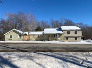 314 Nine Mile Point Rd, Oswego, NY 13126