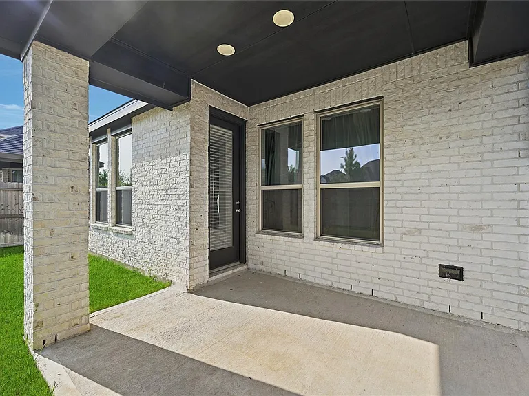 29821 Ellwood Ln — Photo 33