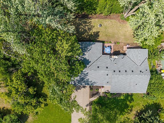 5th image of 777 Keokuk Ln