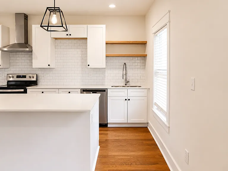 214 Allison Way — Photo 4