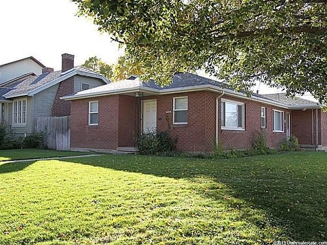 1st image of 1404 E Redondo Ave