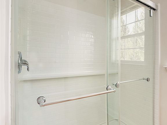 5th image of 526 Stony Way