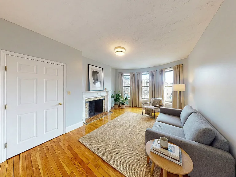 17 Highgate St #8 — Photo 12
