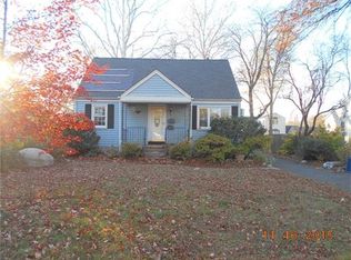 311 East St, Middlesex, NJ 08846