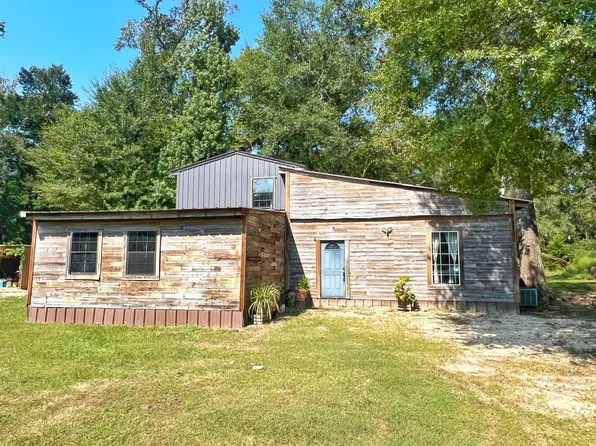2599 County Road 131, Centerville, TX 75833