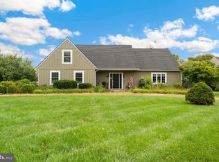 14980 Meadow Pond Ln, Purcellville, VA