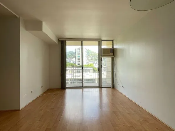 1415 Punahou St APT 701, Honolulu, HI 96822