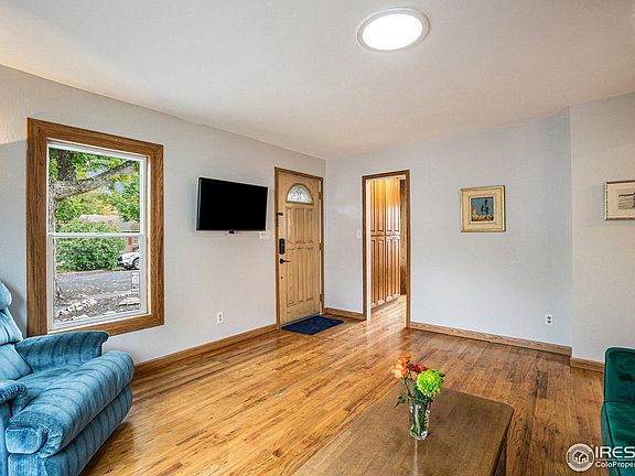 4th image of 607 N Franklin Ave